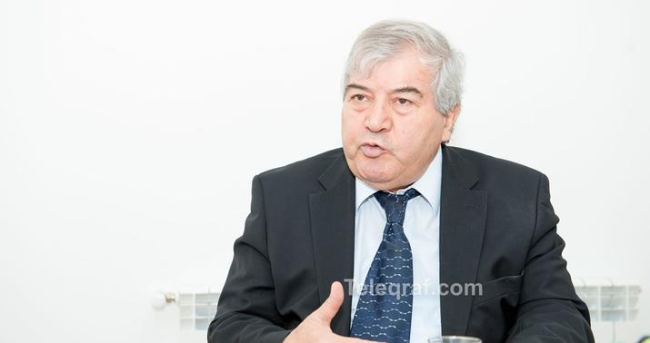 Sabir Rüstəmxanlı Ukraynadakı səfirlikdən gileyləndi